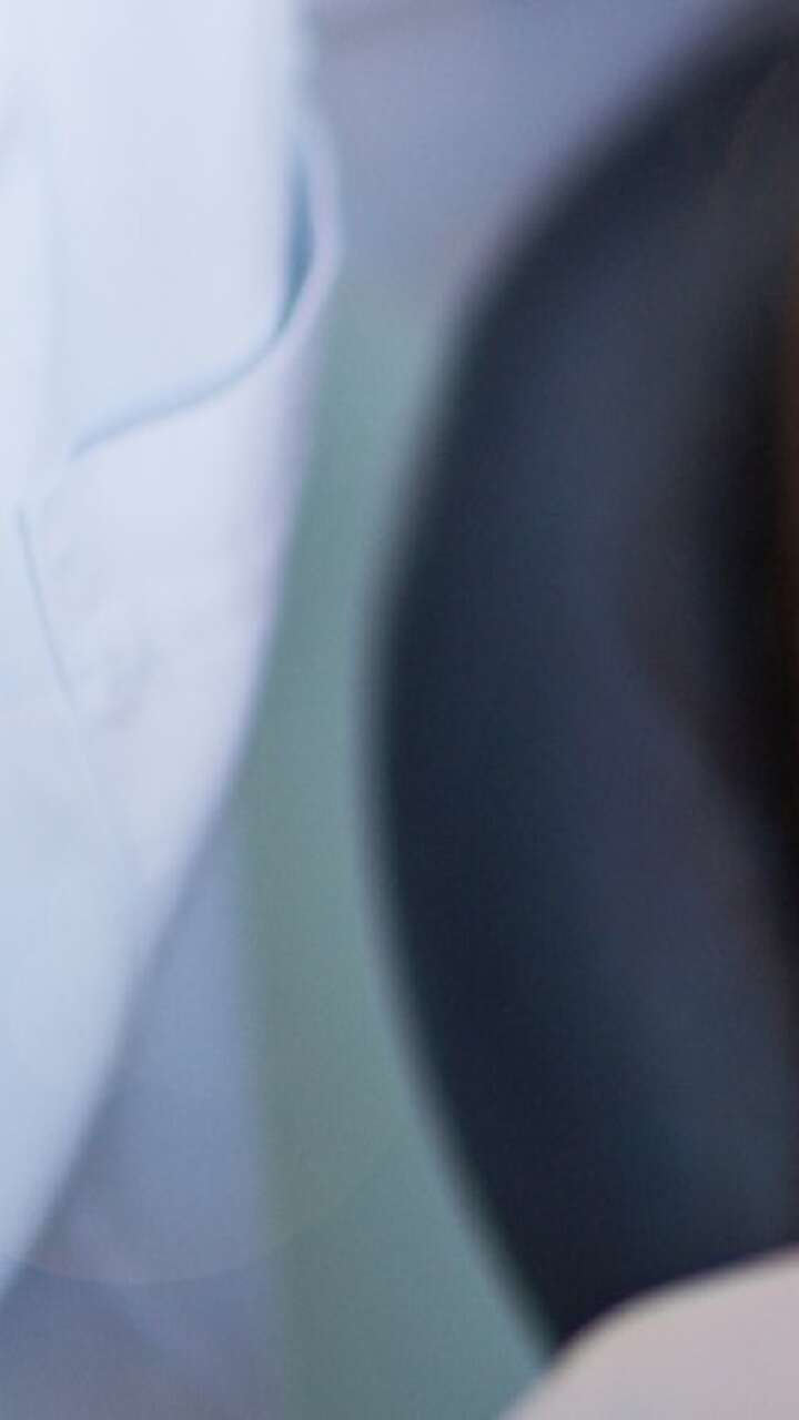 Dentist
